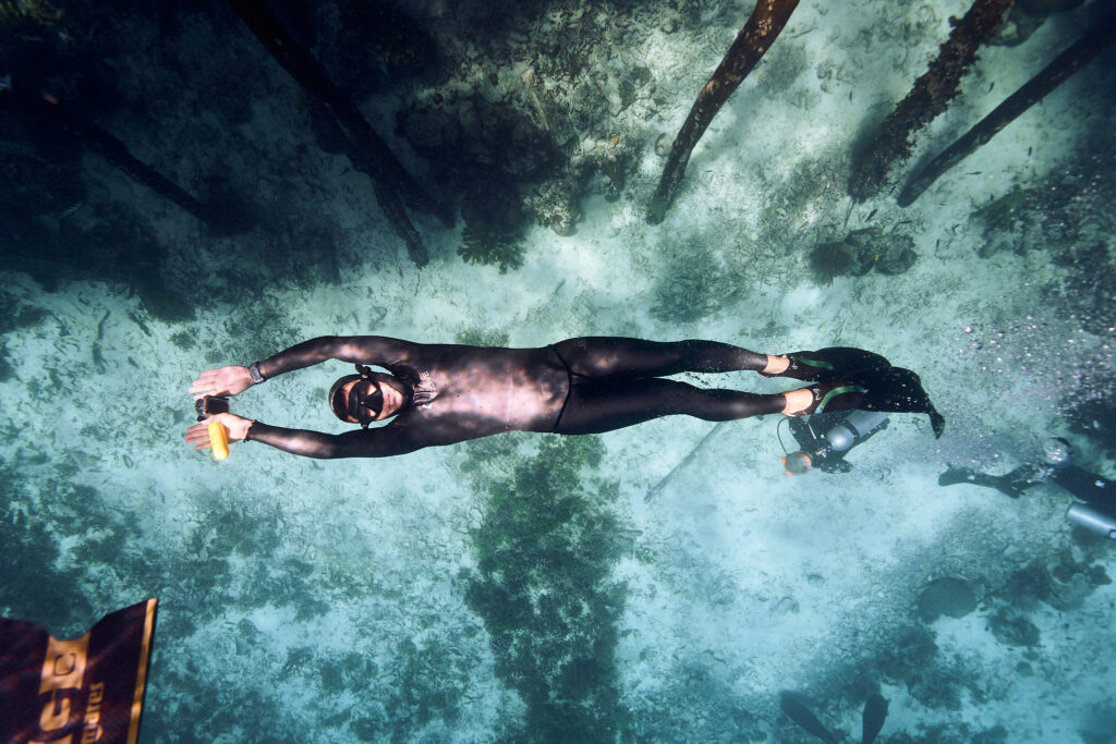 freediving in raja ampat